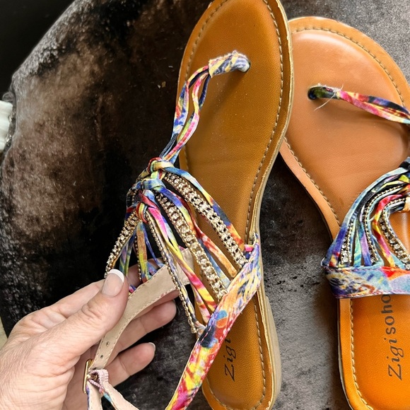 Zigi soho Colorful Fabric and Rhinestone Jewels Thong Sandals Size 8.5 - Picture 8 of 8